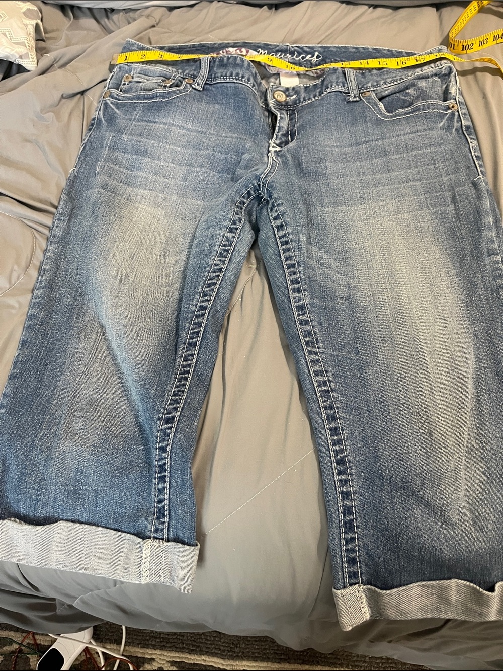 Maurices Light-Mid Wash Cropped Denim Jeans size 15/16